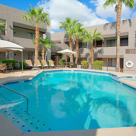 Hotel Tempe/Phoenix Airport Innsuites Hotel & Suites Bagian luar foto