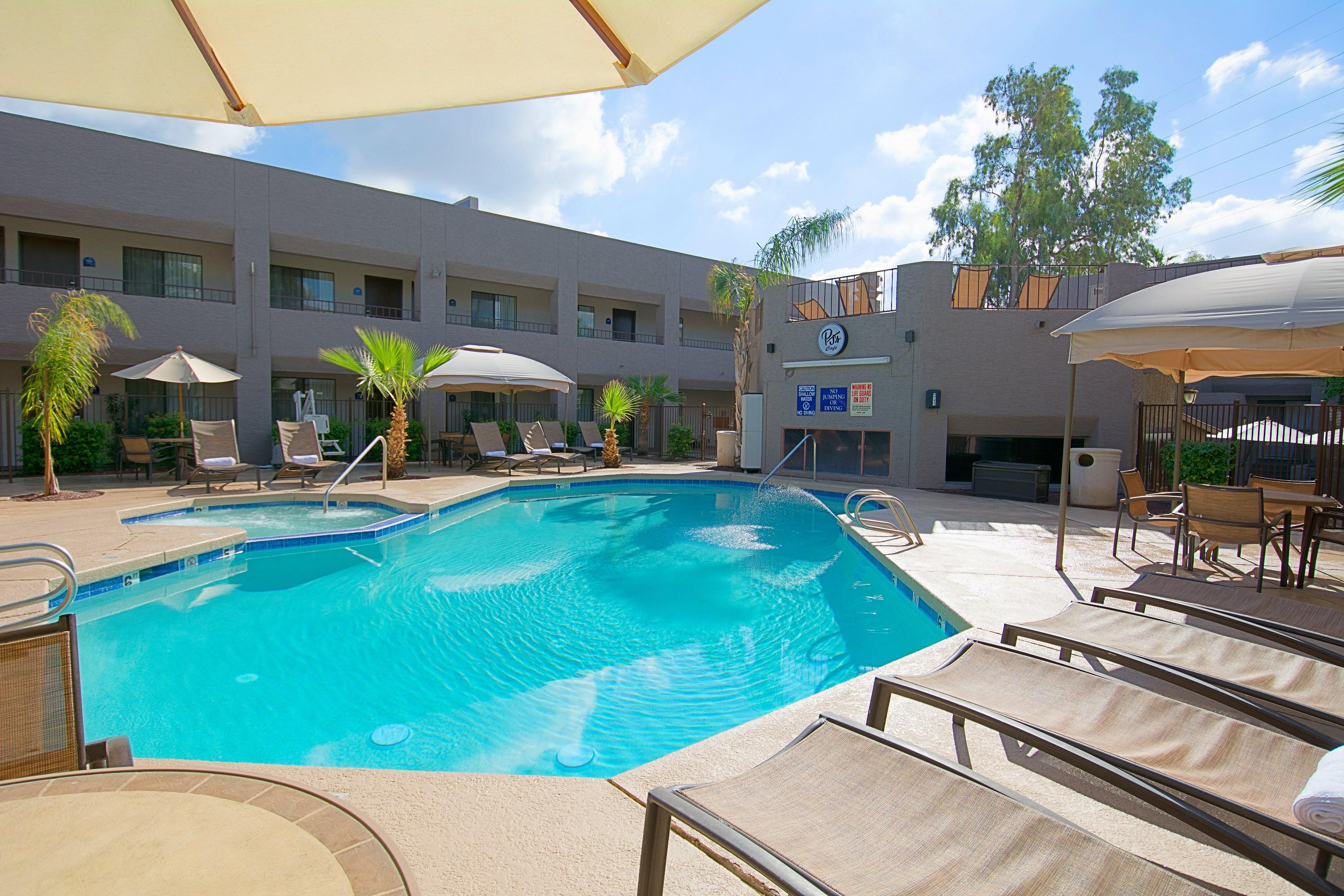 Hotel Tempe/Phoenix Airport Innsuites Hotel & Suites Bagian luar foto