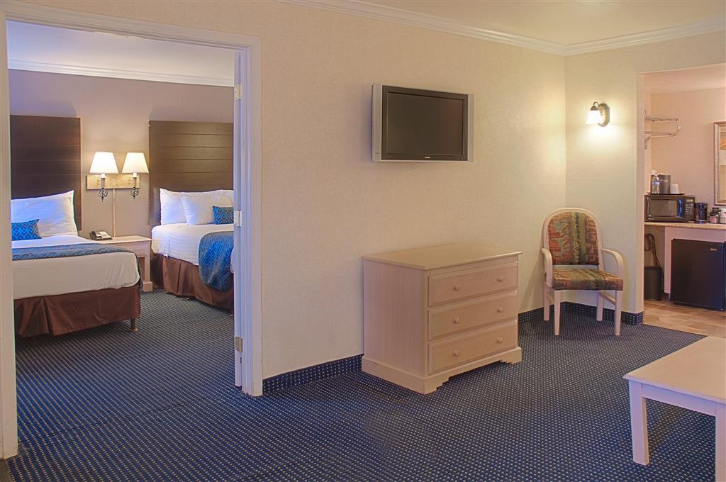 Hotel Tempe/Phoenix Airport Innsuites Hotel & Suites Bagian luar foto