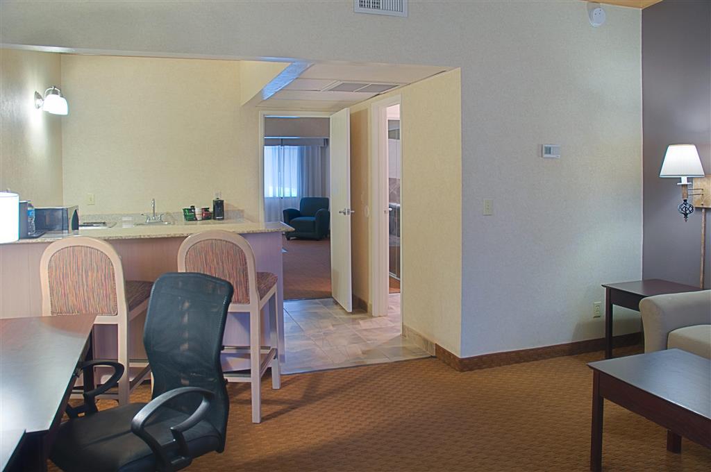Hotel Tempe/Phoenix Airport Innsuites Hotel & Suites Bagian luar foto