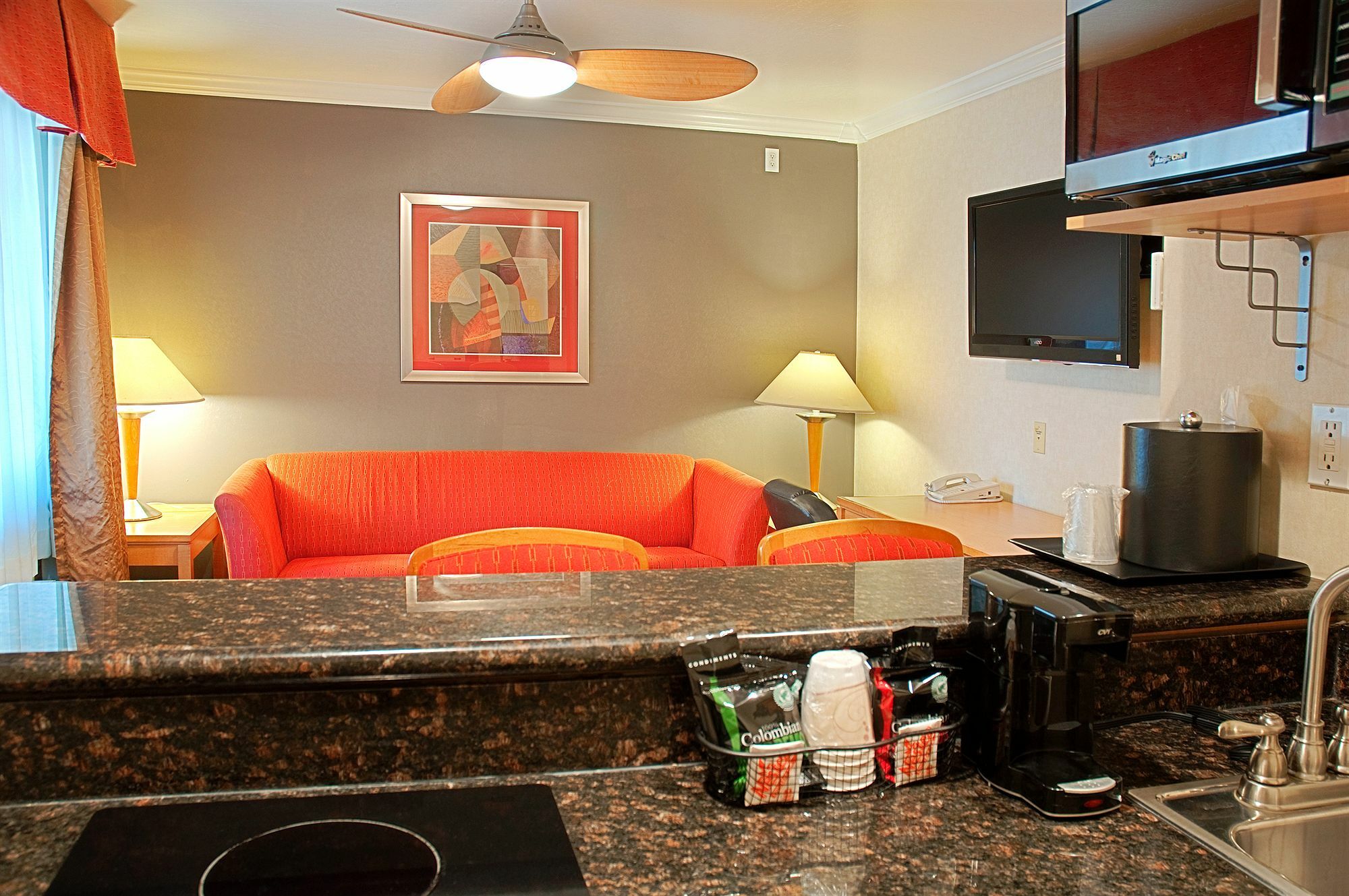 Hotel Tempe/Phoenix Airport Innsuites Hotel & Suites Bagian luar foto